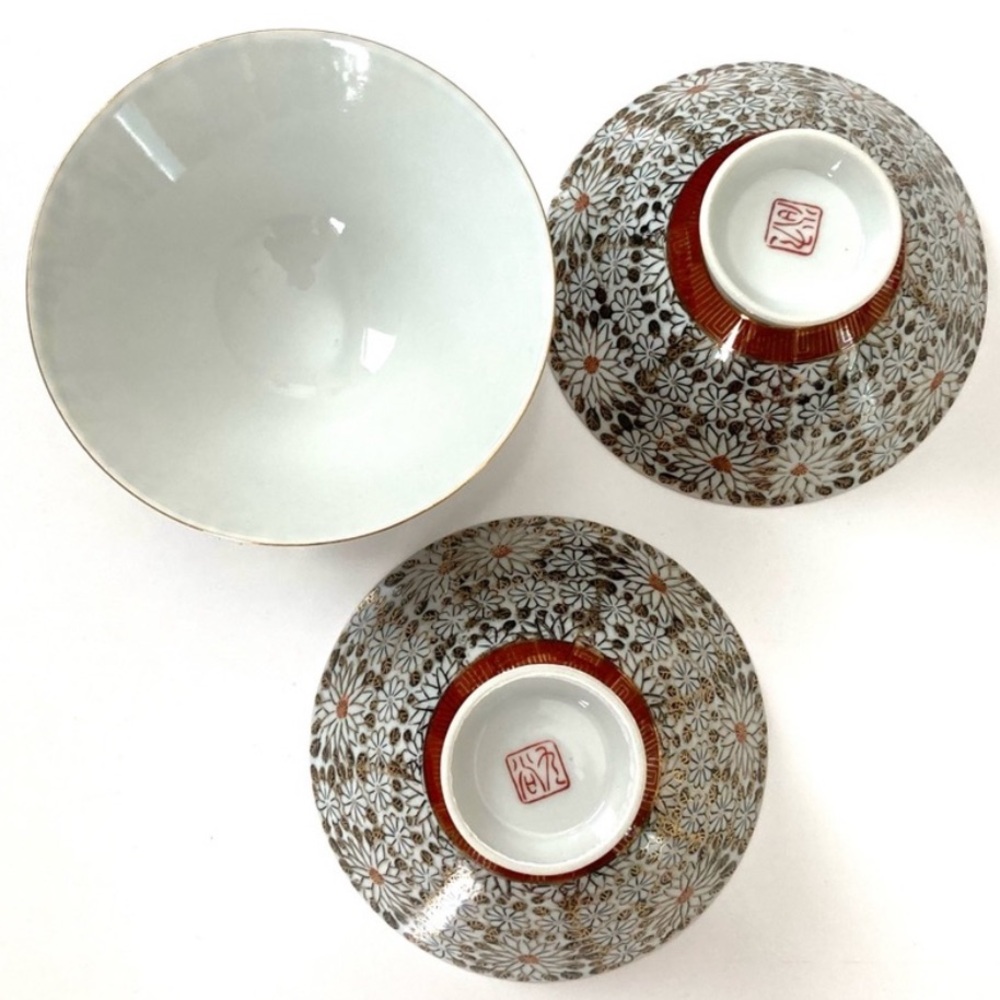 Set of 3 Japanese’s Rice / Soup / Noodles Bowls with Gold Floral Design